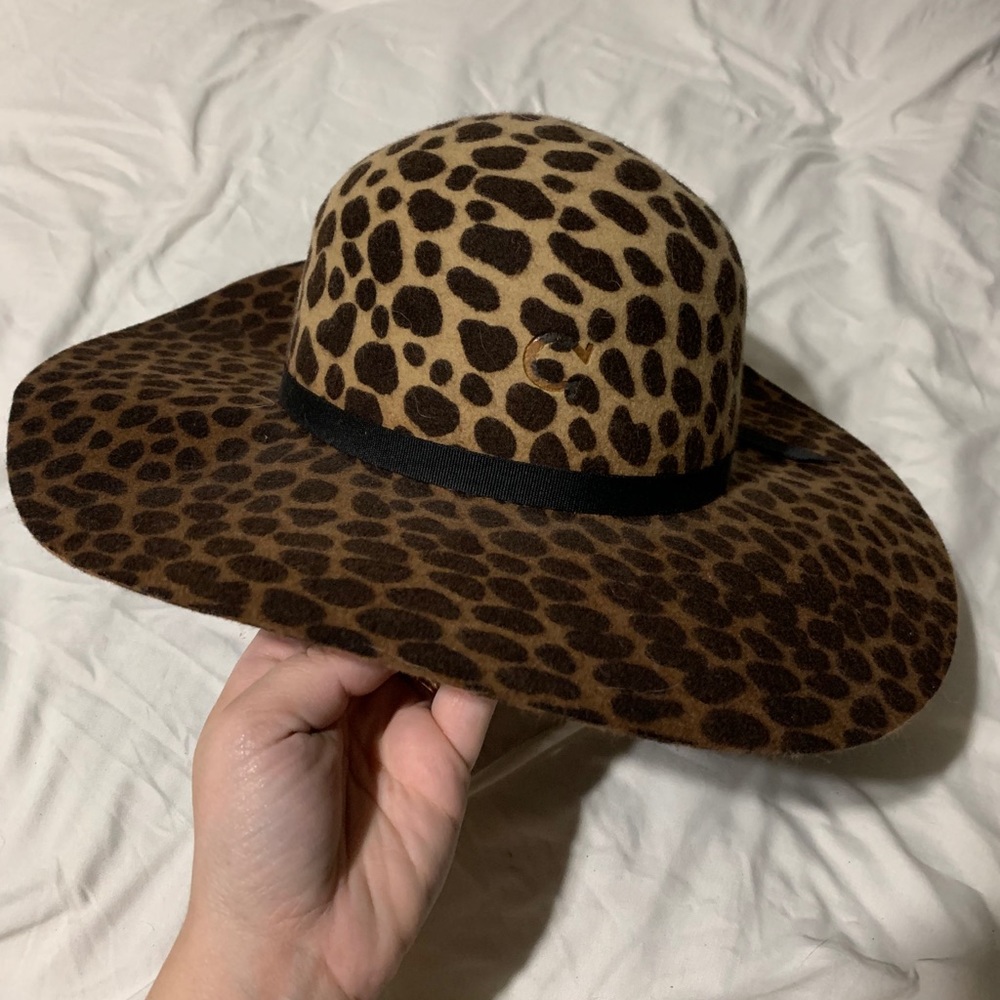 Cheetah floppy hat